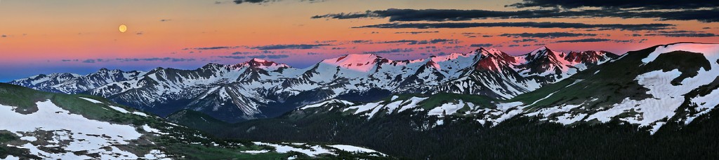 Never Summer Range Moonset and Sunrise